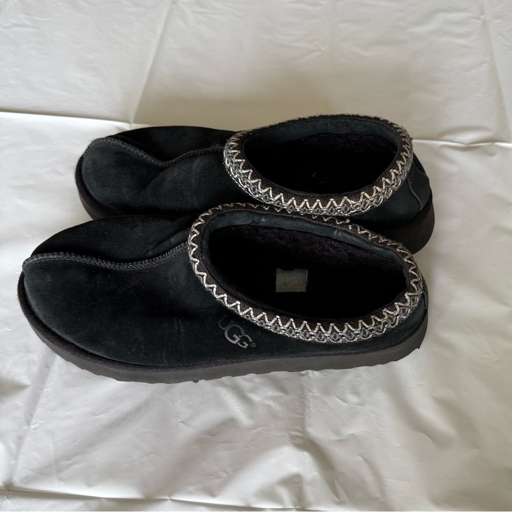 Ugg Black Slip-On with Embroidered Trim